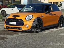 Arancione Usata 2017 Mini Cooper S Hype Due volumi | 17.999 € (Buon prezzo)
