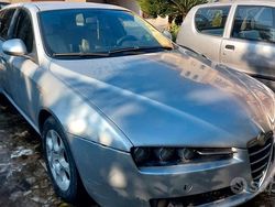 Grigio Usata 2007 Alfa Romeo 159 Progression Station wagon | 800 € (Super prezzo)