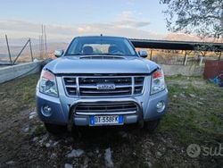 Grigio Usata 2008 Isuzu D-Max Pick-up | 4250 €