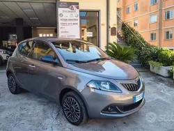 Usata 2024 Lancia Ypsilon S Due volumi | 14.900 € (Cara)