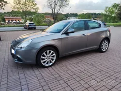 Usata 2011 Alfa Romeo Giulietta Distinctive Due volumi | 3900 € (Buon prezzo)