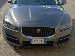 Usata 2020 Jaguar XE R-Dynamic Tre volumi | 18.000 € (Buon prezzo)