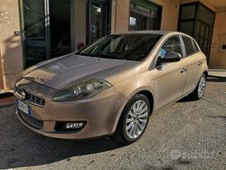 Grigio Usata 2010 Fiat Bravo Emotion Due volumi | 2900 € (Buon prezzo)