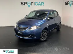 Nuova 2024 Lancia Ypsilon S Due volumi | 14.900 € (Buon prezzo)