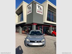 Grigio Usata 2009 VW Golf VI Trendline Tre volumi | 3900 € (Buon prezzo)