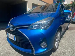 Usata 2015 Toyota Yaris Tre volumi | 7250 € (Super prezzo)