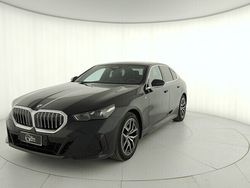 Nero Usata 2023 BMW 520 M Sport Tre volumi | 54.600 € (Buon prezzo)