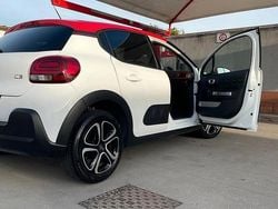 Bianco Usata 2019 Citroën C3 Shine Due volumi | 8900 € (Buon prezzo)