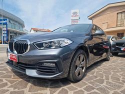 Grigio Usata 2019 BMW 116 Advantage Due volumi | 18.500 € (Buon prezzo)
