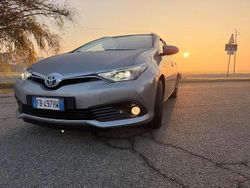 Usata 2015 Toyota Auris Touring Sports Lounge Station wagon | 11.999 € (Cara)