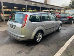 Argento Usata 2006 Ford C-MAX S Monovolume | 1890 € (Buon prezzo)
