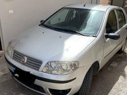 Grigio Usata 2008 Fiat Punto Due volumi | 1000 € (Buon prezzo)