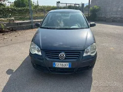 Grigio Usata 2007 VW Polo Trendline Tre volumi | 1300 € (Buon prezzo)
