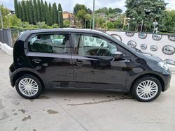 Nero Usata 2022 VW up! Move Due volumi | 10.900 € (Ottimo prezzo)