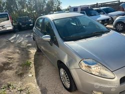 Grigio Usata 2005 Fiat Punto Tre volumi | 1700 € (Buon prezzo)