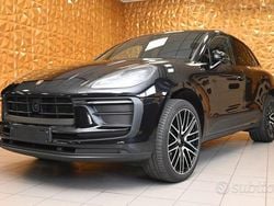 Nero Usata 2022 Porsche Macan SUV | 62.900 € (Buon prezzo)