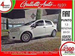 Bianco Usata 2012 Fiat Punto Tre volumi | 6690 € (Cara)