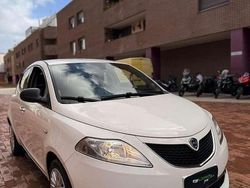 Bianco Usata 2018 Lancia Ypsilon Gold Due volumi | 7990 € (Buon prezzo)