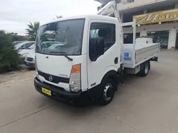 Nessuno Usata 2010 Nissan Cabstar Pick-up | 20.200 € (Molto cara)
