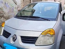 Grigio Usata 2005 Renault Modus Monovolume | 2000 €