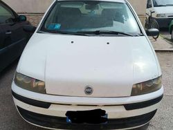 Usata 2002 Fiat Punto Due volumi | 1400 € (Ottimo prezzo)