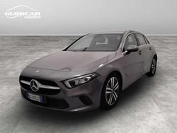 Grigio Usata 2022 Mercedes A180 Tre volumi | 24.500 € (Buon prezzo)
