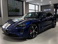 Blu/azzurro Usata 2022 Porsche Taycan GTS Sport Tre volumi | 69.000 €