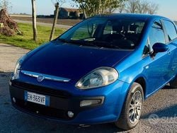 Blu Usata 2009 Fiat Punto Evo Due volumi | 2300 € (Buon prezzo)
