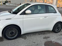 Bianco Usata 2021 Fiat 500e Passion | 14.300 € (Buon prezzo)