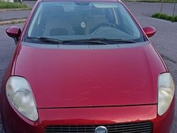 Rosso Usata 2007 Fiat Punto Due volumi | 1500 € (Buon prezzo)