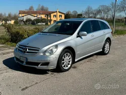 Mercedes R320