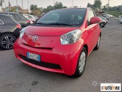Bianco Usata 2014 Toyota iQ Trend Due volumi | 6900 € (Buon prezzo)