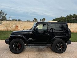 Usata 2015 Jeep Wrangler Sahara SUV | 28.000 € (Buon prezzo)