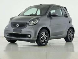 Grigio scuro Usata 2016 Smart ForTwo Cabrio Prime Cabrio | 14.400 € (Buon prezzo)
