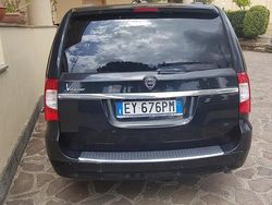 Nero Usata 2015 Lancia Voyager S Monovolume | 16.500 € (Molto cara)
