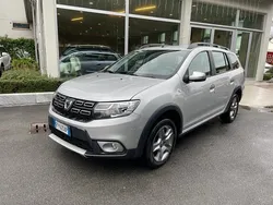 Argento pastello Usata 2018 Dacia Logan MCV Stepway Station wagon | 10.800 € (Cara)