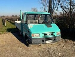 Verde Usata 1997 Iveco Daily Furgone | 4000 € (Ottimo prezzo)