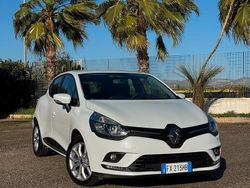 Bianco Usata 2019 Renault Clio IV Business Tre volumi | 9500 € (Buon prezzo)