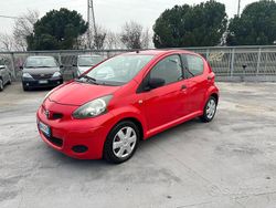 Rosso Usata 2009 Toyota Aygo Sol Due volumi | 3500 € (Buon prezzo)