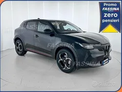 Nuova 2025 Alfa Romeo Junior SUV | 29.800 € (Buon prezzo)