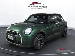 Verde Nuova 2025 Mini Cooper Favoured Due volumi | 25.500 € (Super prezzo)