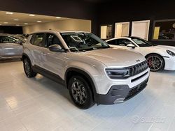 Grigio Usata 2024 Jeep Avenger Longitude SUV | 21.500 € (Buon prezzo)