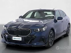 Blu Usata 2024 BMW 520 M Sport Tre volumi | 58.429 € (Super prezzo)