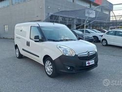 Bianco Usata 2018 Opel Combo Monovolume | 8950 €