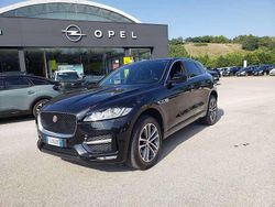 Nero Usata 2016 Jaguar F-Pace R-Sport SUV | 19.900 € (Buon prezzo)