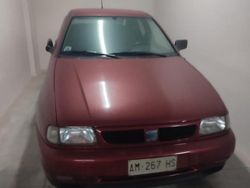Rosso Usata 1996 Seat Cordoba Due volumi | 700 €