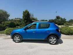 Usata 2014 Dacia Logan Tre volumi | 8700 € (Cara)