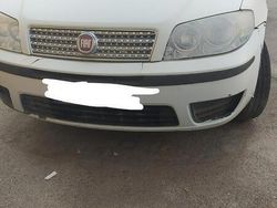 Usata 2009 Fiat Punto Due volumi | 3000 €