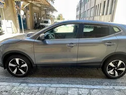 Grigio Usata 2015 Nissan Qashqai Tekna SUV | 11.290 € (Buon prezzo)