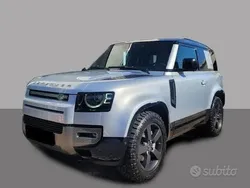 Argento Usata 2023 Land Rover Defender Dynamic SUV | 72.900 €